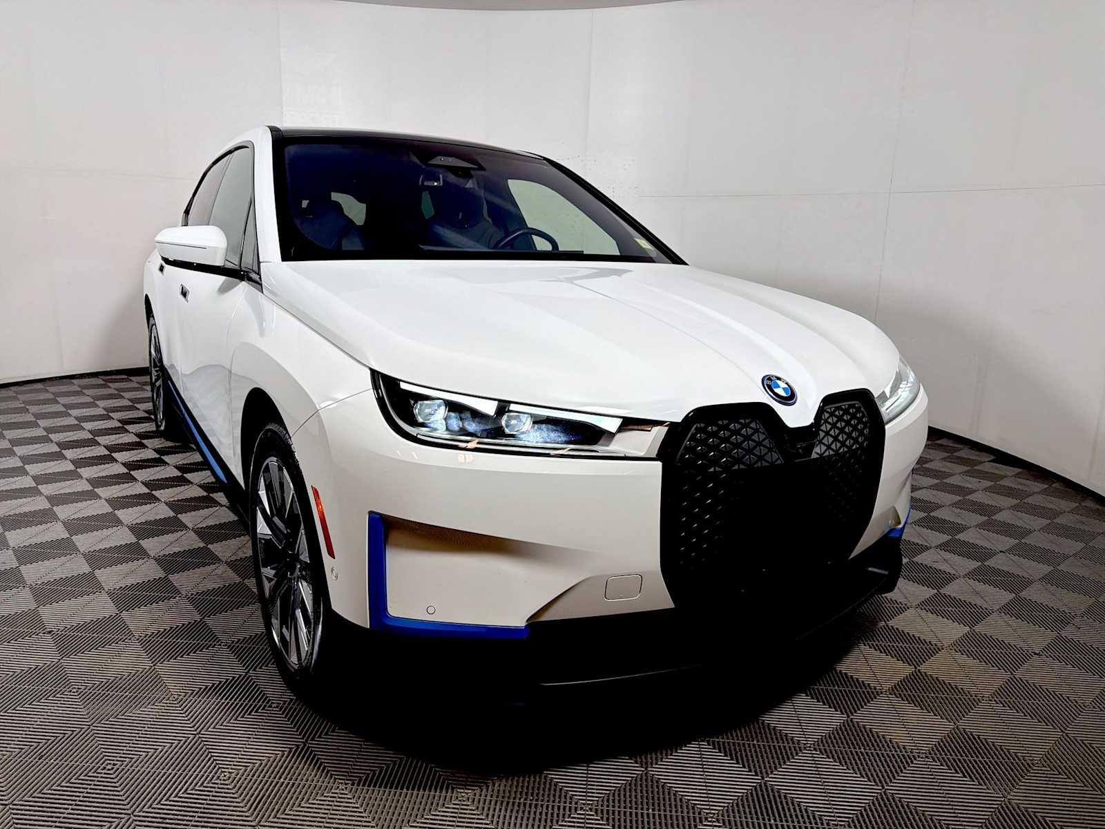 2024 BMW iX xDrive50 Sports Activity Vehicle