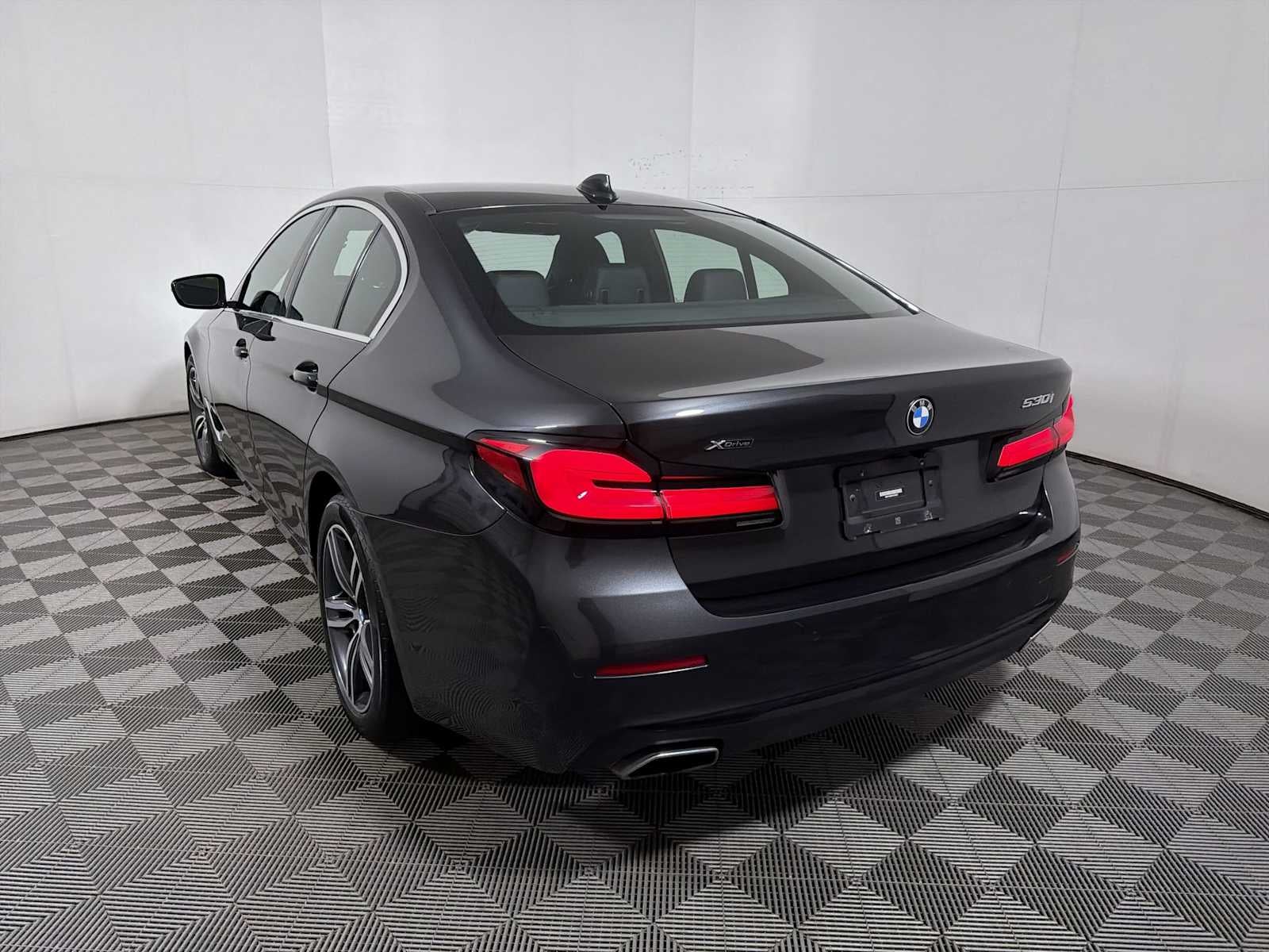 2023 BMW 5 Series 530i xDrive Sedan