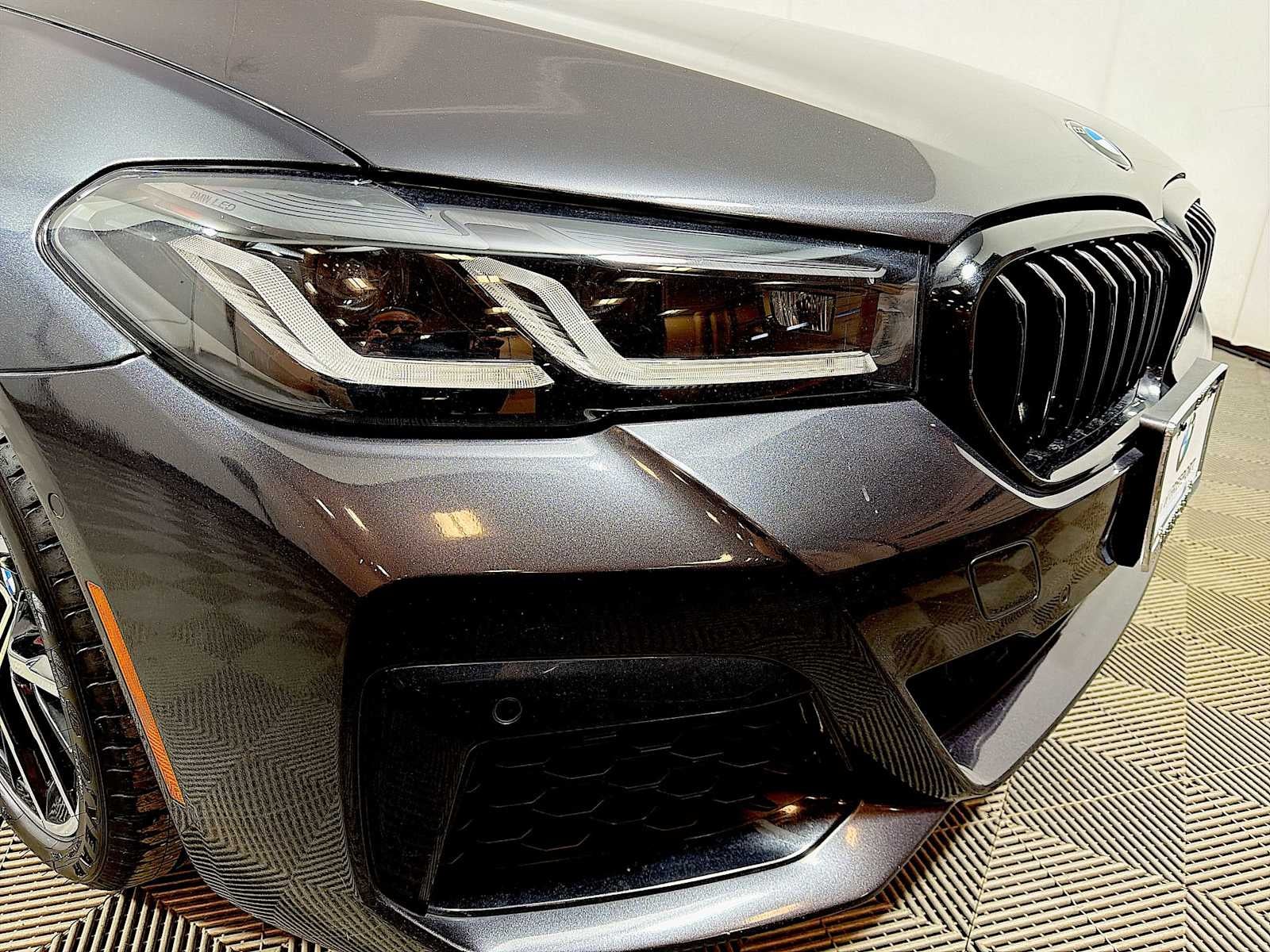 2023 BMW 5 Series 530i xDrive Sedan