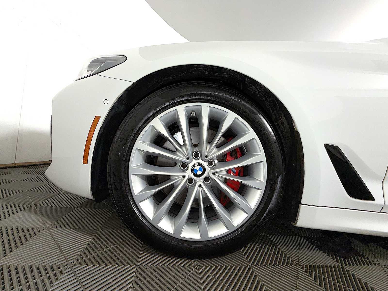 2023 BMW 5 Series 530i xDrive Sedan