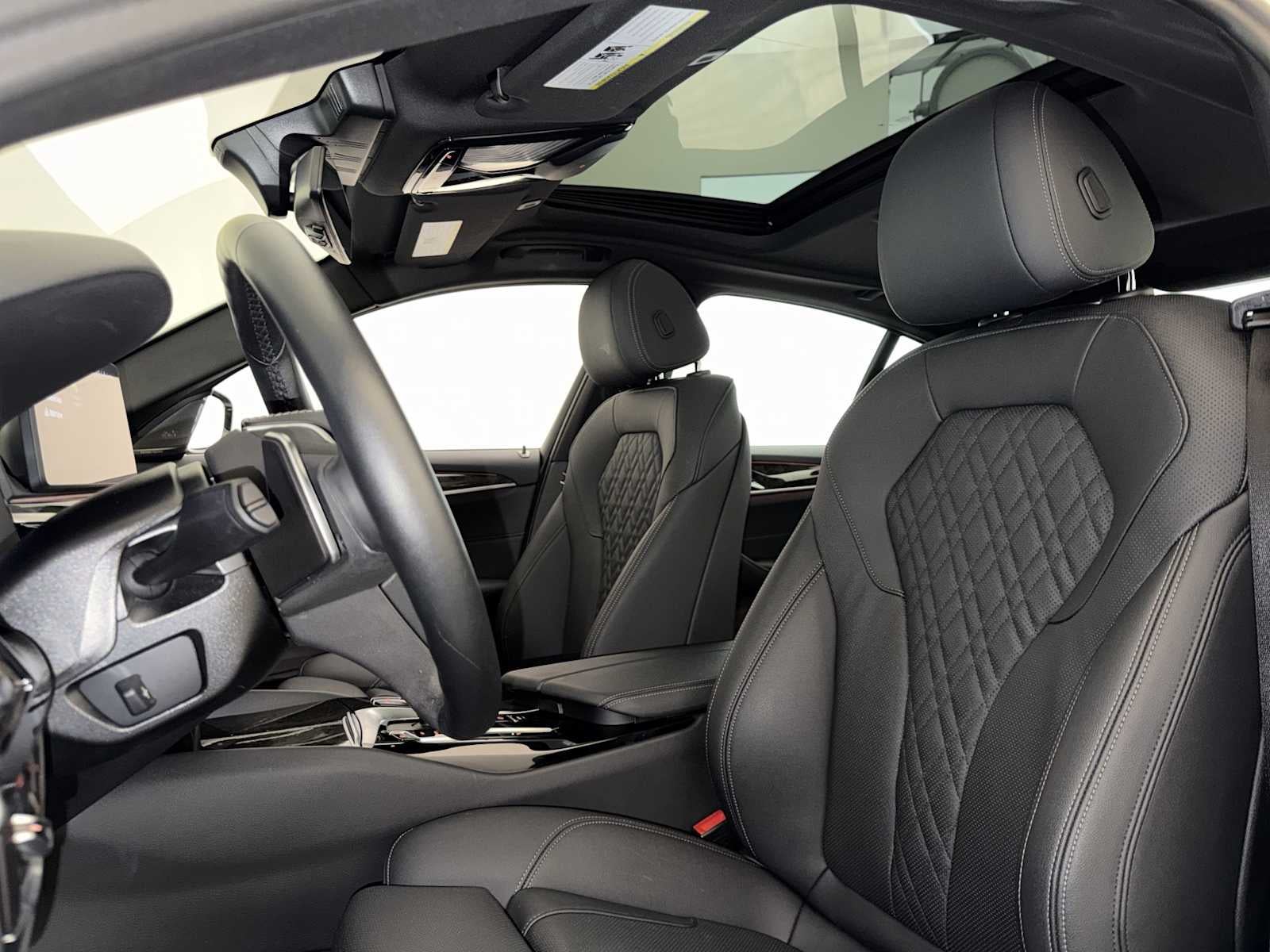 2023 BMW 5 Series 530i xDrive Sedan