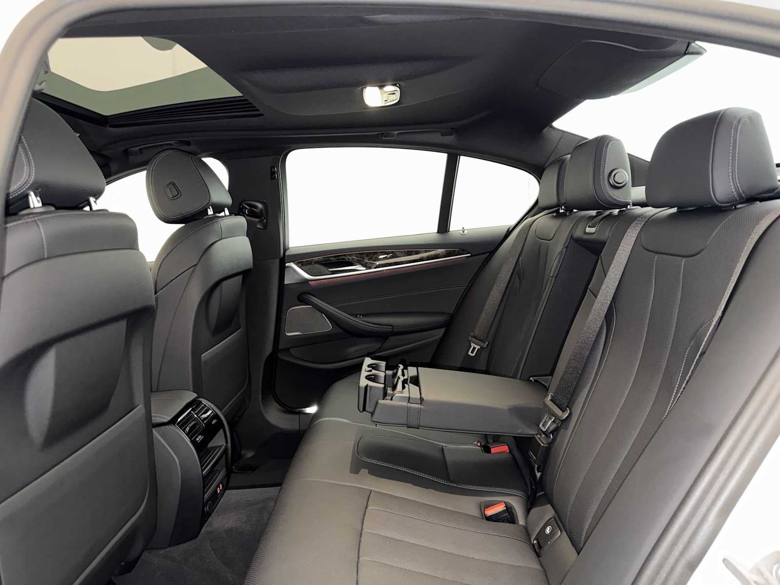 2023 BMW 5 Series 530i xDrive Sedan