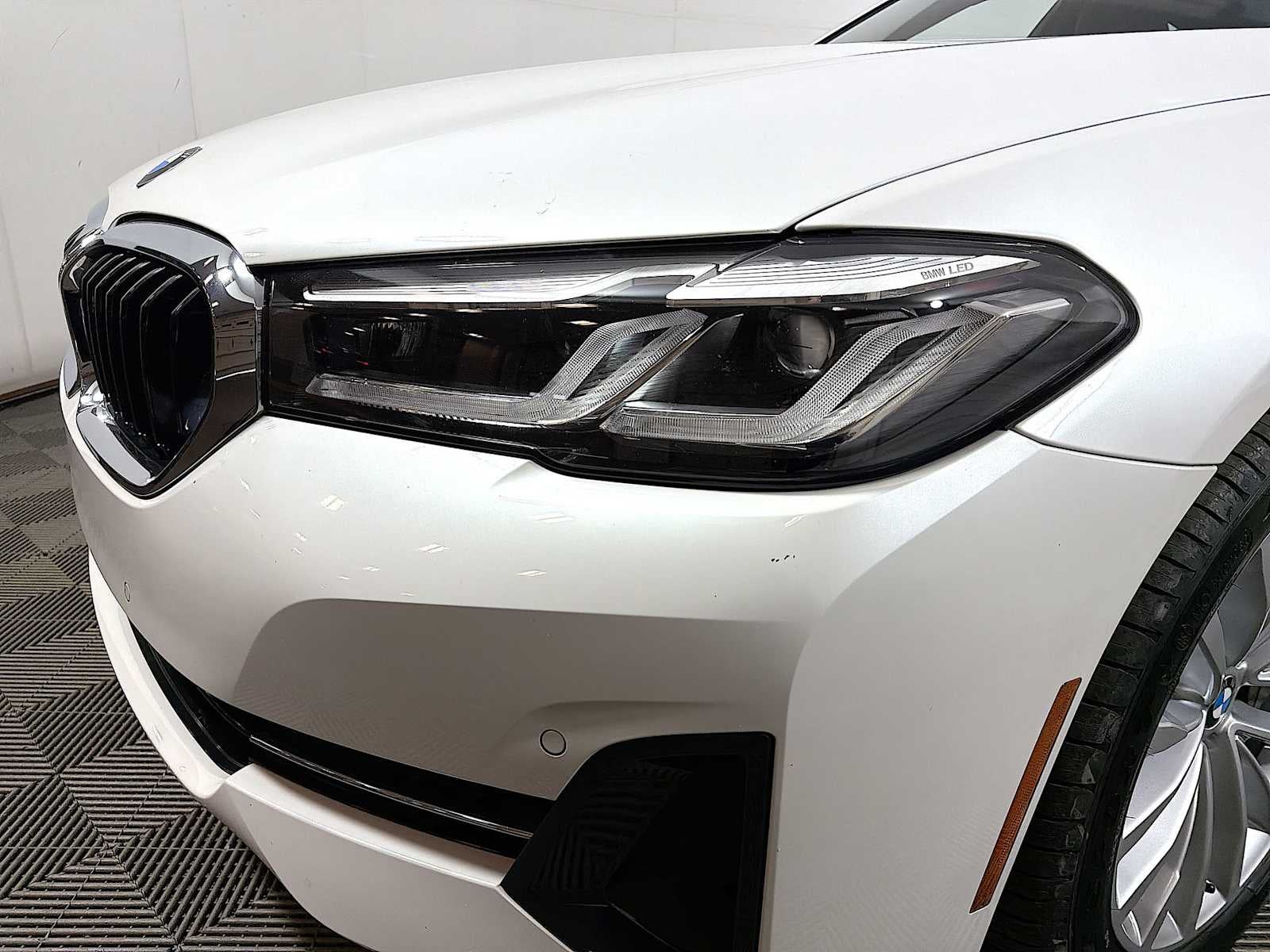 2023 BMW 5 Series 530i xDrive Sedan