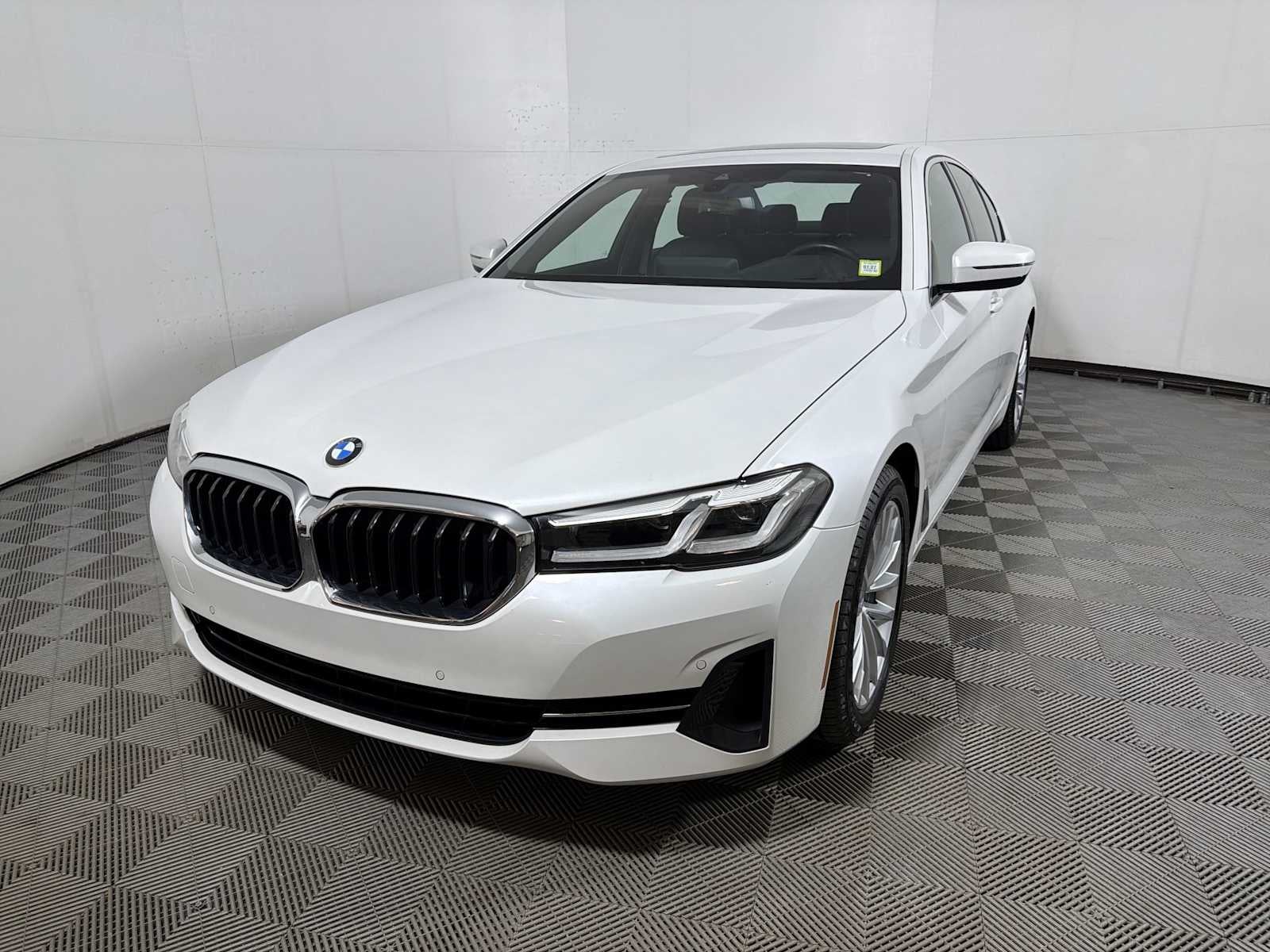 2023 BMW 5 Series 530i xDrive Sedan