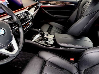 2023 BMW 5 Series 530i xDrive Sedan