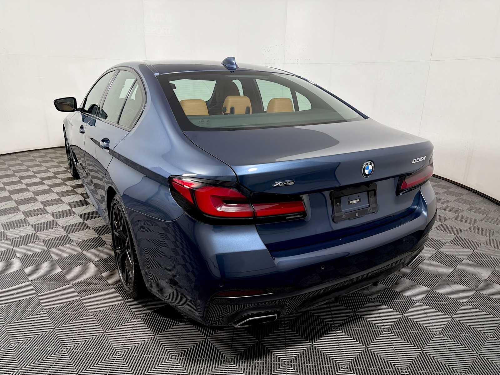 2023 BMW 5 Series 530i xDrive Sedan