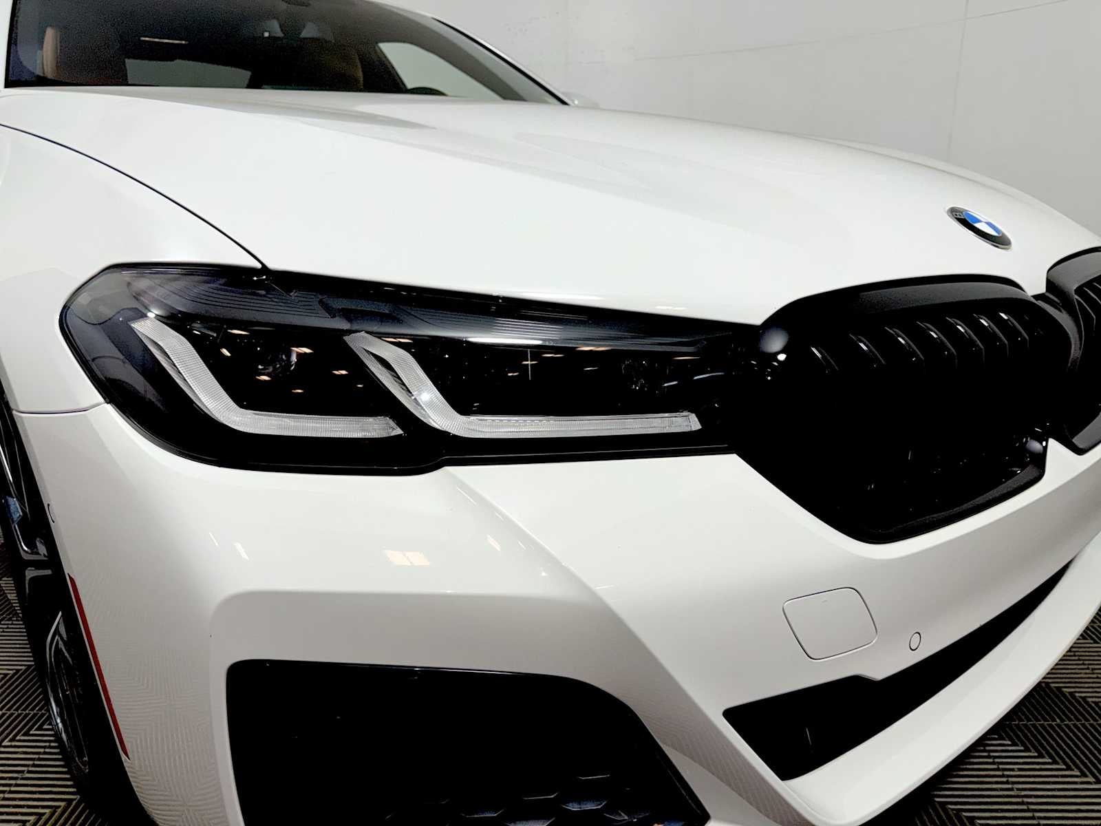 2023 BMW 5 Series 530i xDrive Sedan