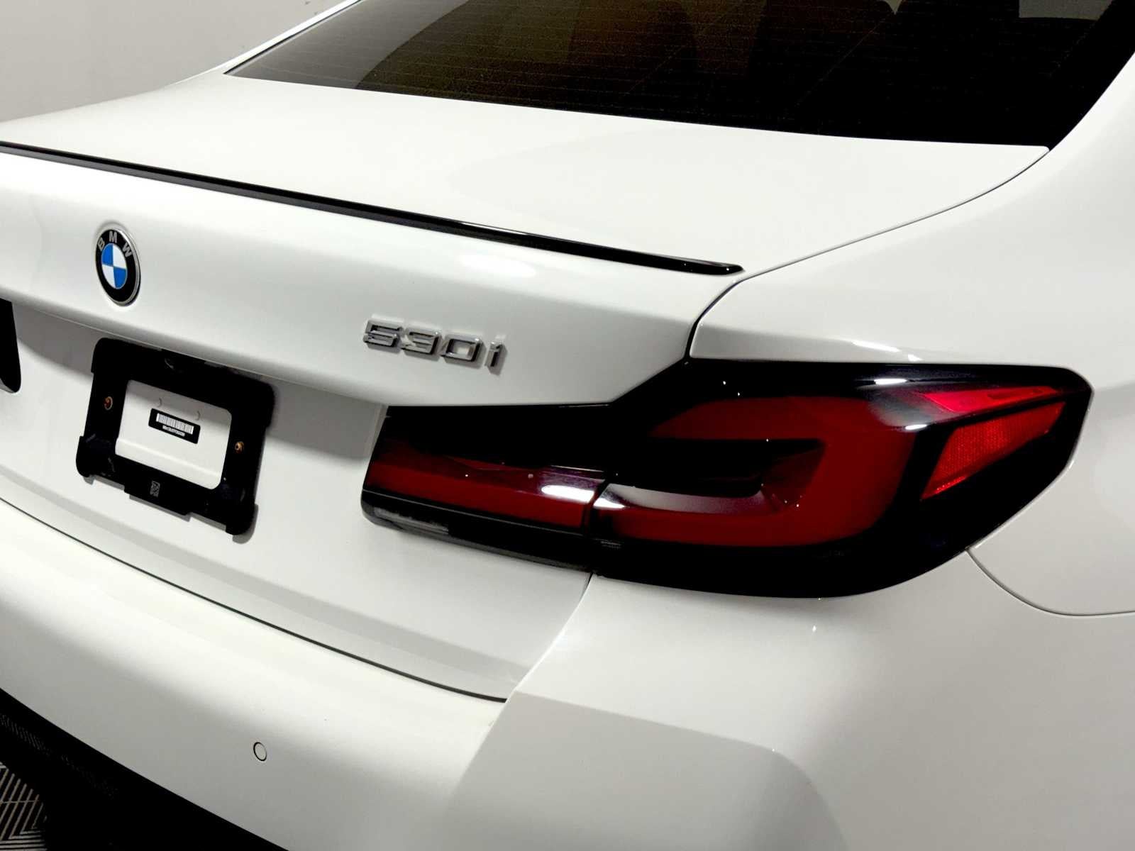 2023 BMW 5 Series 530i xDrive Sedan