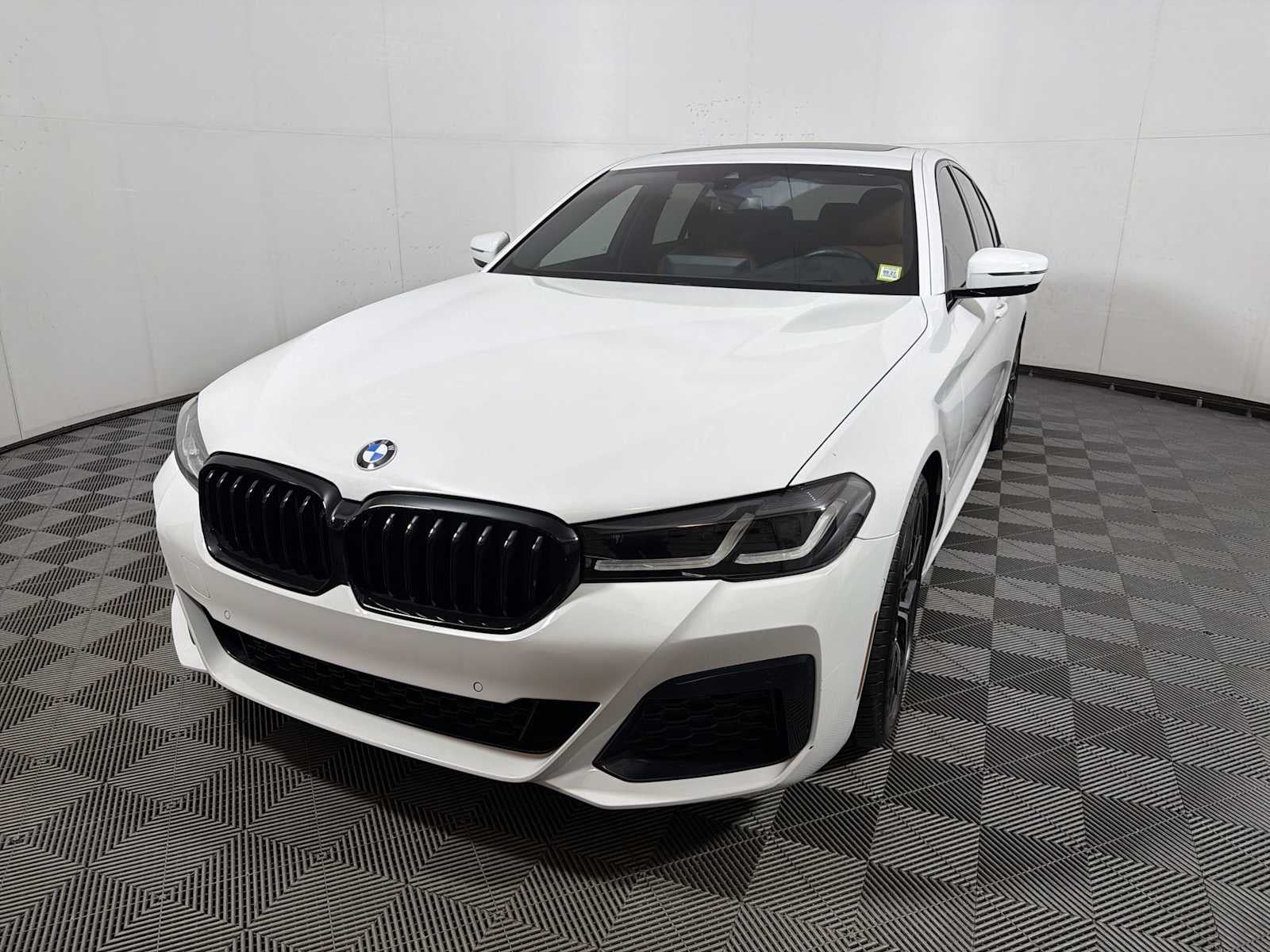 2023 BMW 5 Series 530i xDrive Sedan