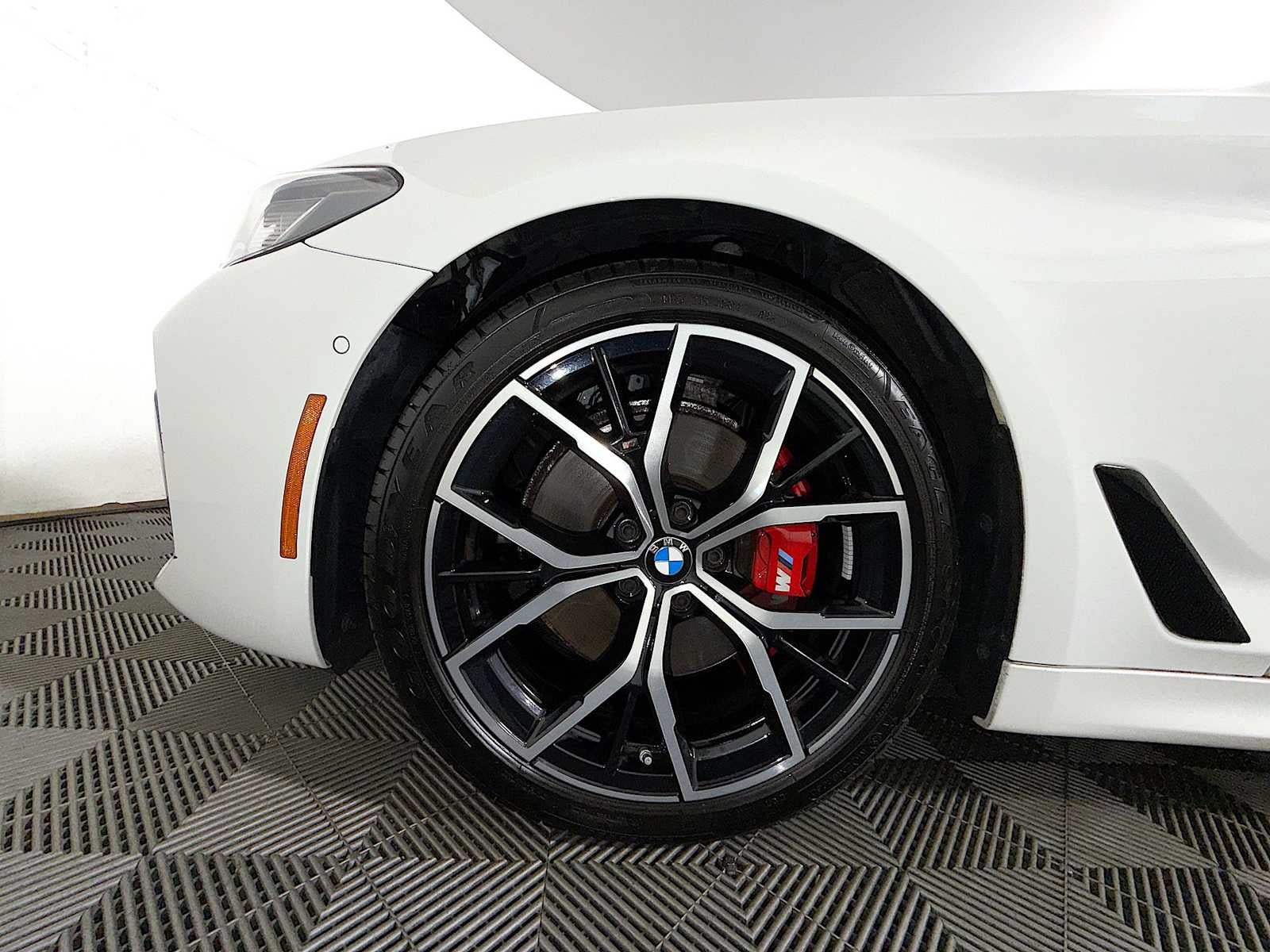 2023 BMW 5 Series 530i xDrive Sedan