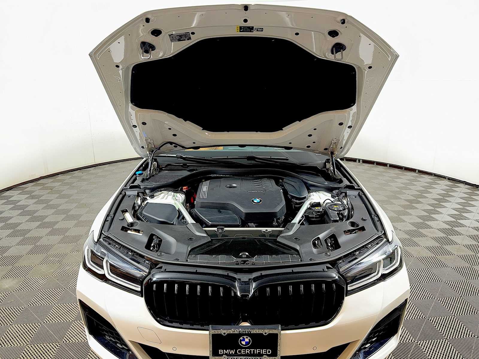 2023 BMW 5 Series 530i xDrive Sedan