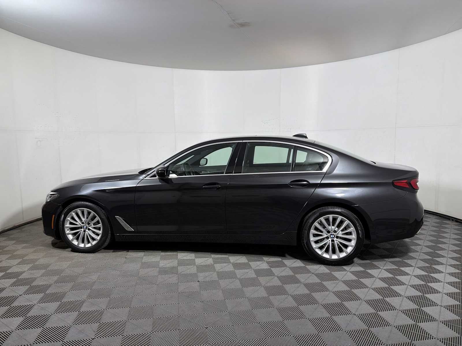 2023 BMW 5 Series 530i xDrive Sedan