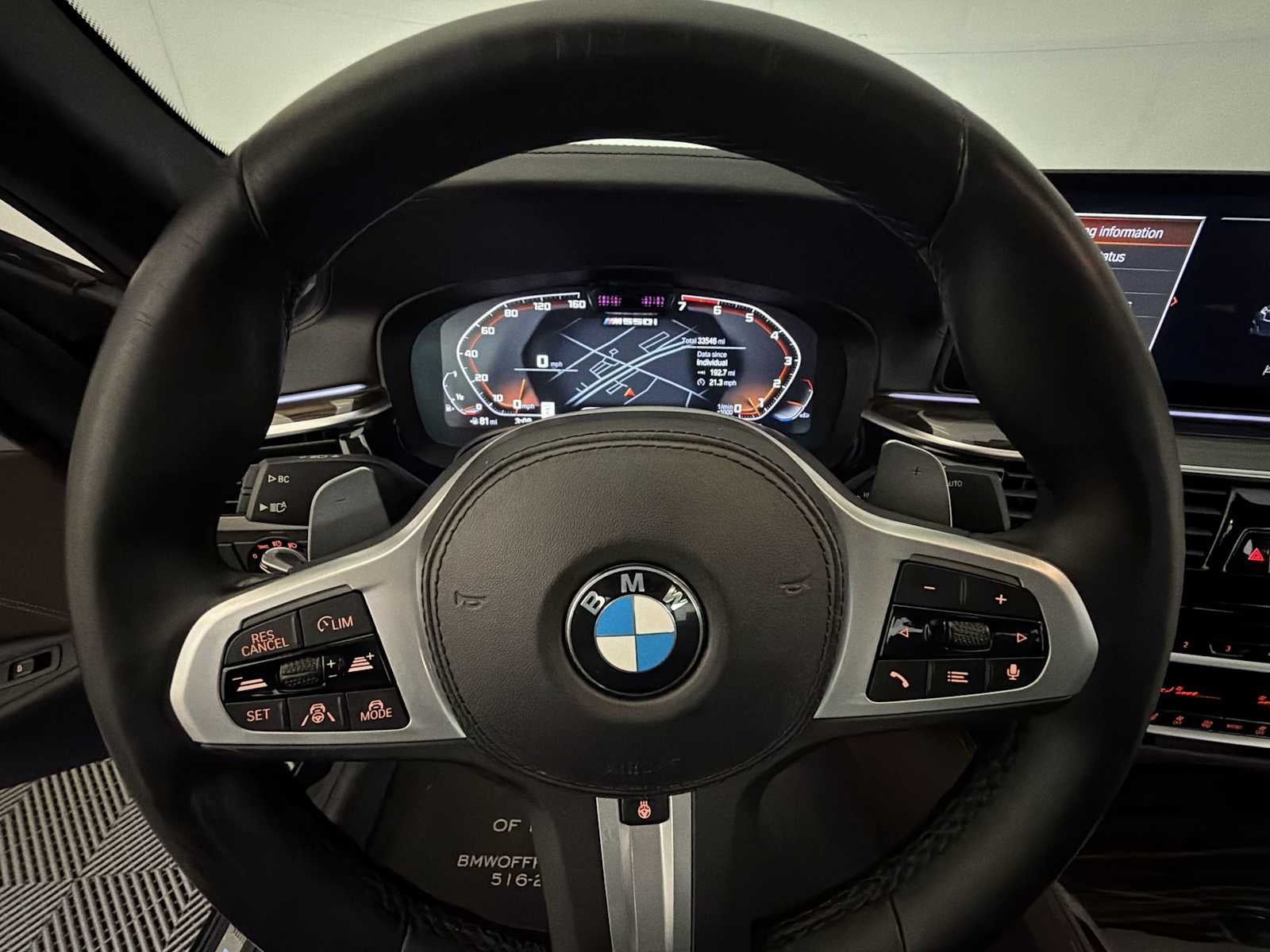 2022 BMW 5 Series M550i xDrive Sedan