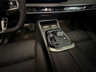 2023 BMW 7 Series 760i xDrive Sedan