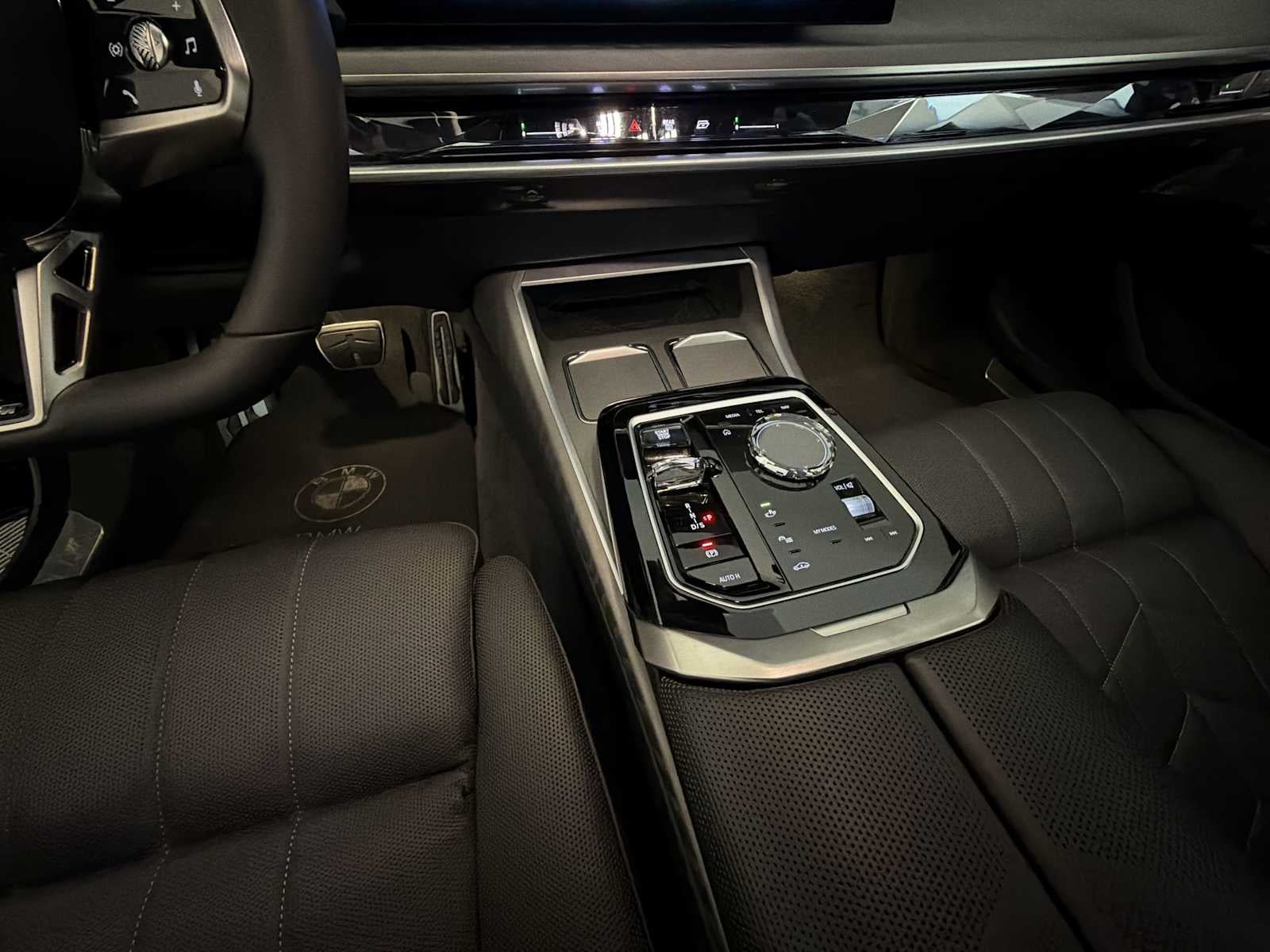 2023 BMW 7 Series 760i xDrive Sedan