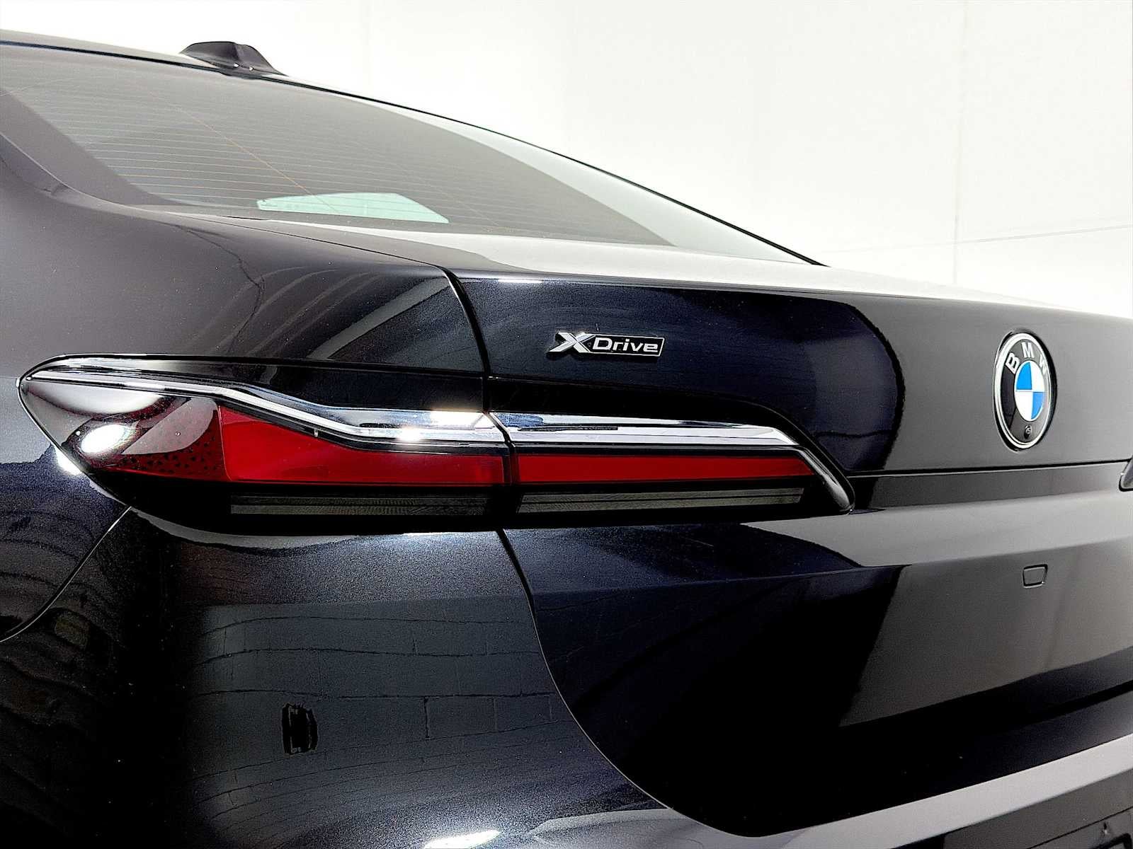 2023 BMW 7 Series 760i xDrive Sedan