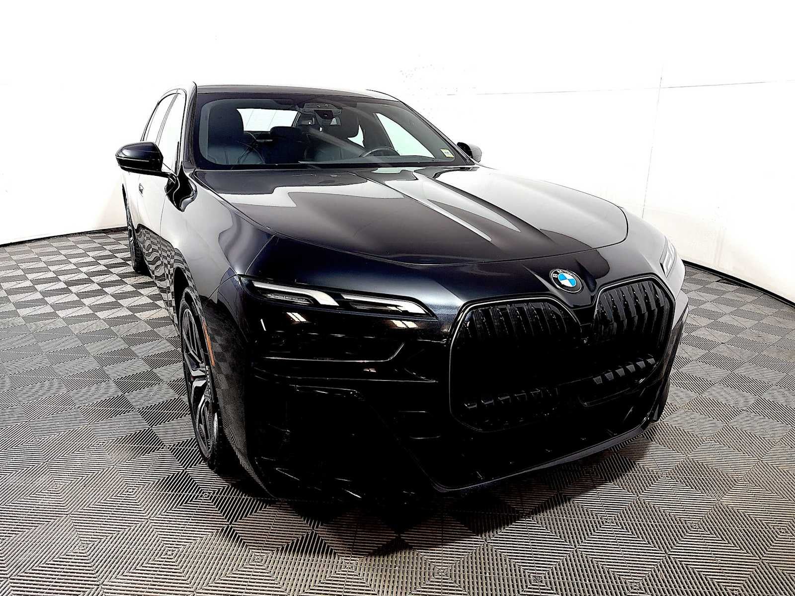 2025 BMW 7 Series 760i xDrive Sedan