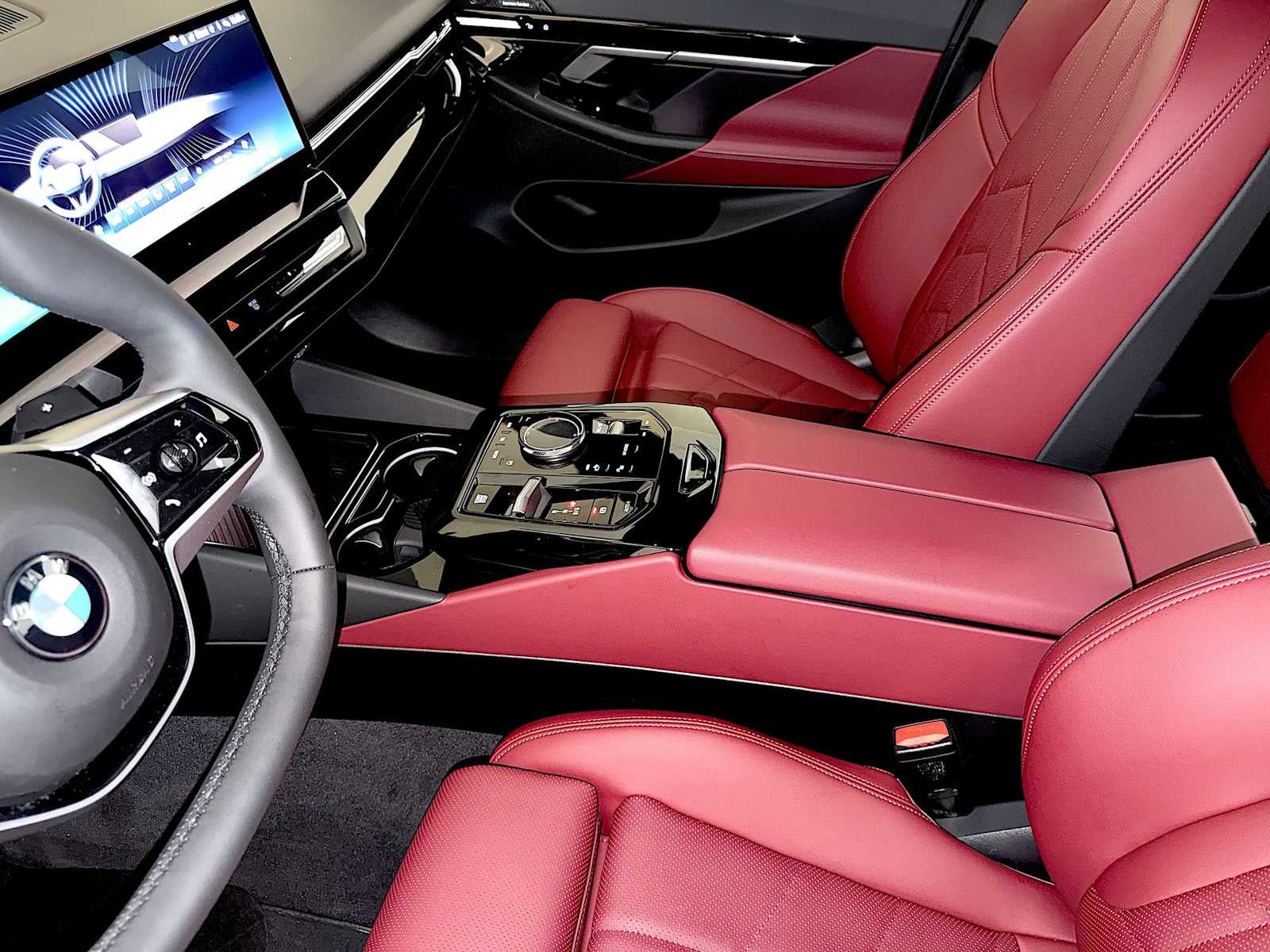 2026 BMW 5 Series 530i xDrive Sedan