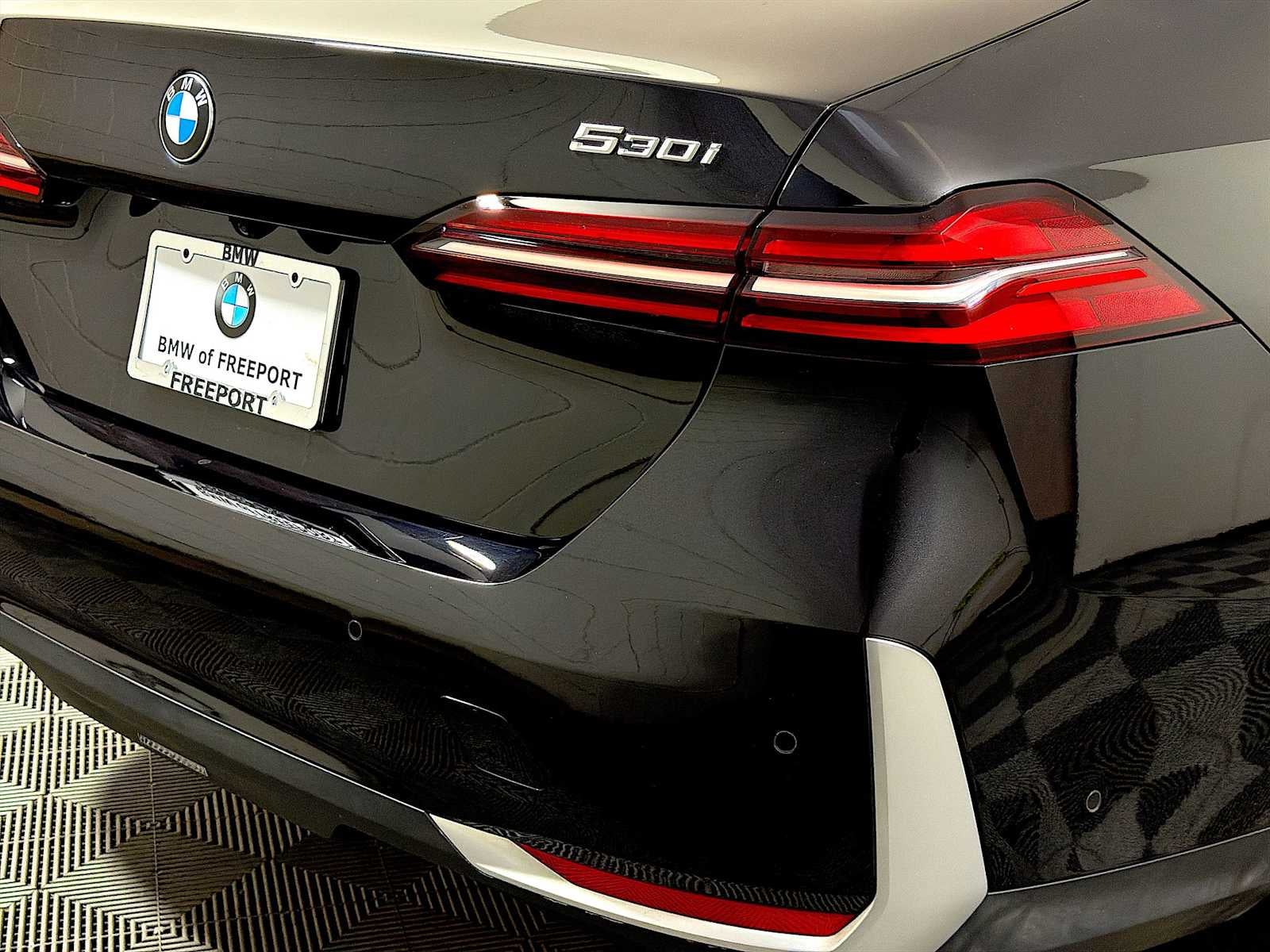 2026 BMW 5 Series 530i xDrive Sedan