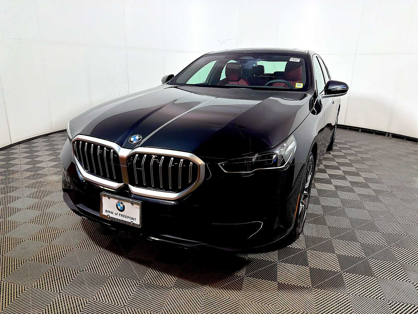 2026 BMW 5 Series 530i xDrive Sedan