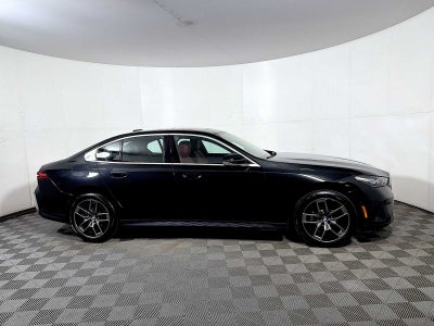 2026 BMW 5 Series 530i xDrive Sedan