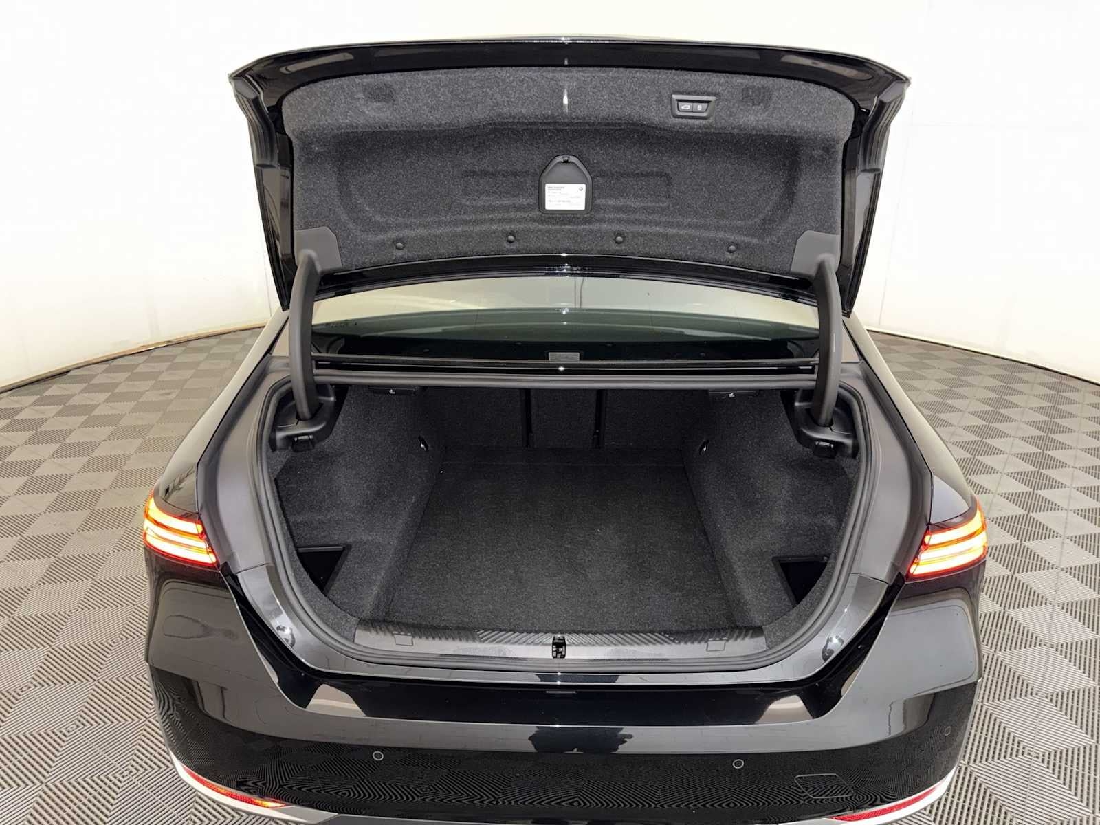 2024 BMW 5 Series 540i xDrive Sedan