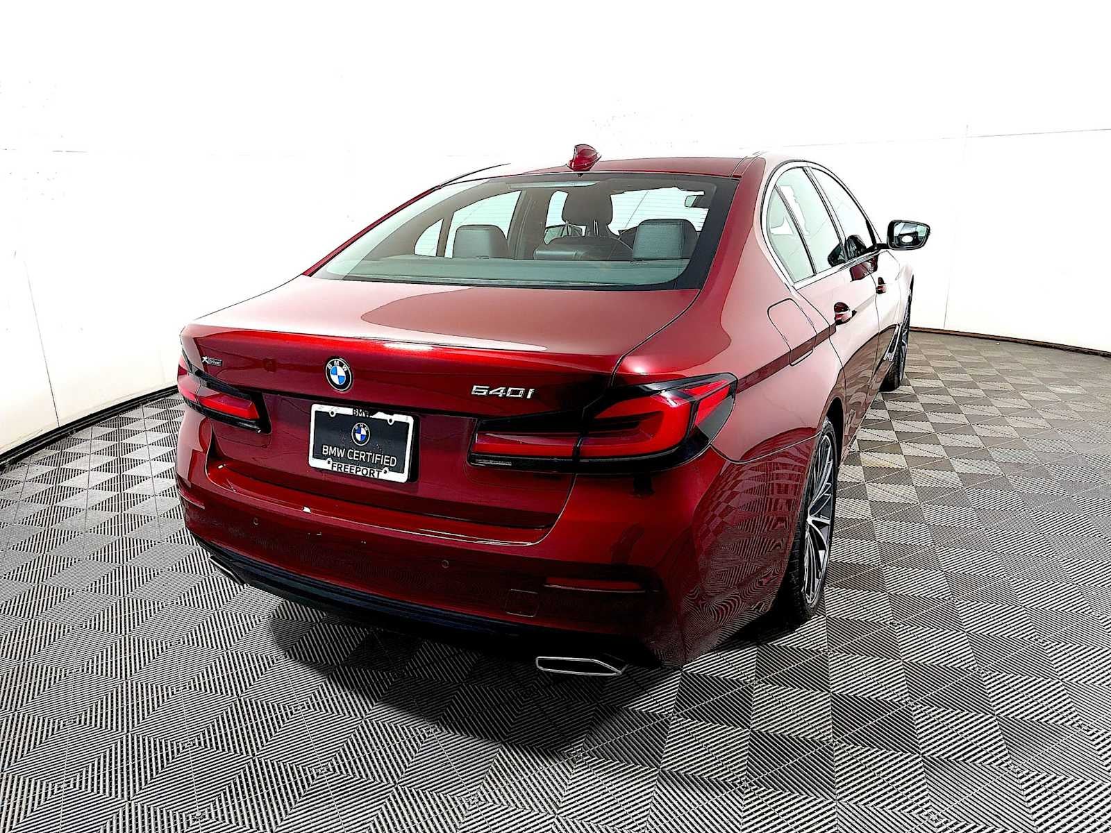 2023 BMW 5 Series 540i xDrive Sedan