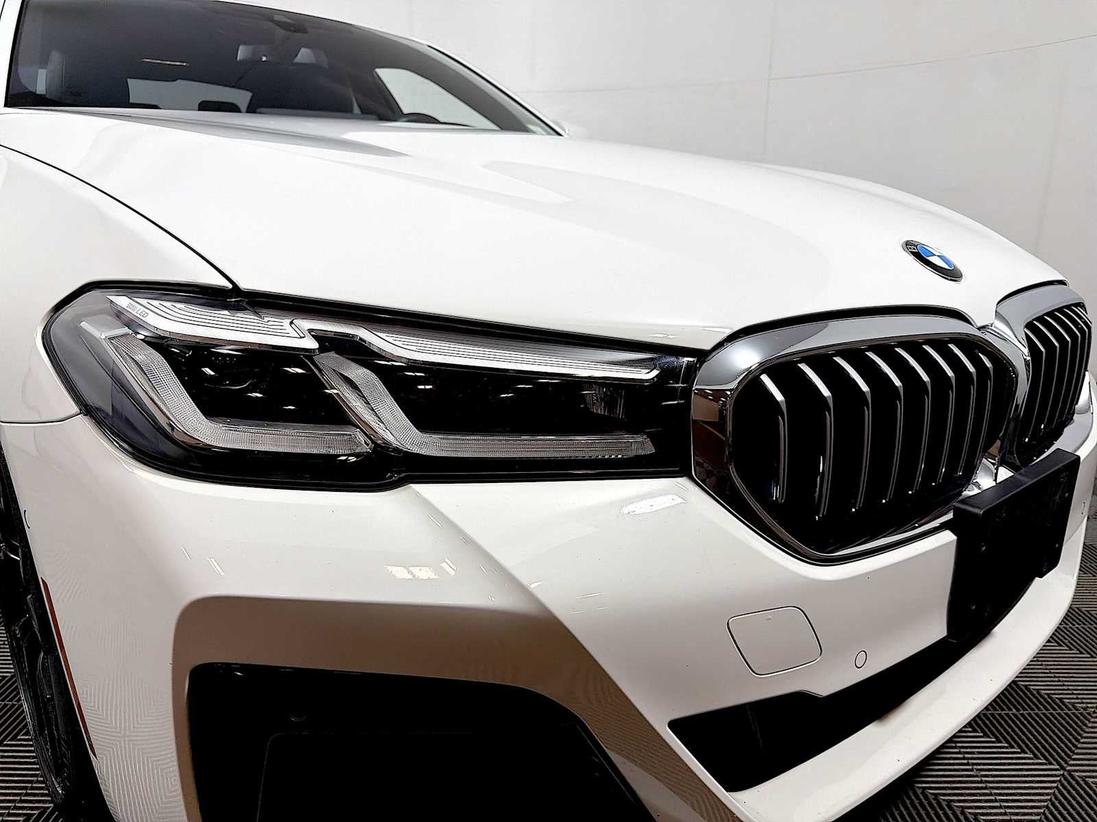 2023 BMW 5 Series 540i xDrive Sedan