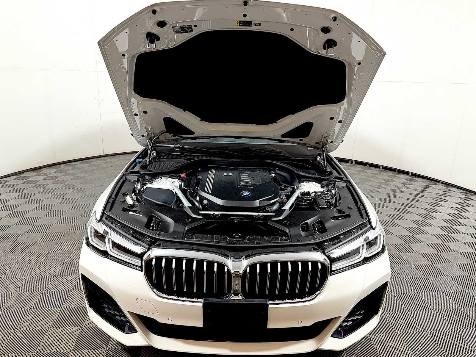 2023 BMW 5 Series 540i xDrive Sedan