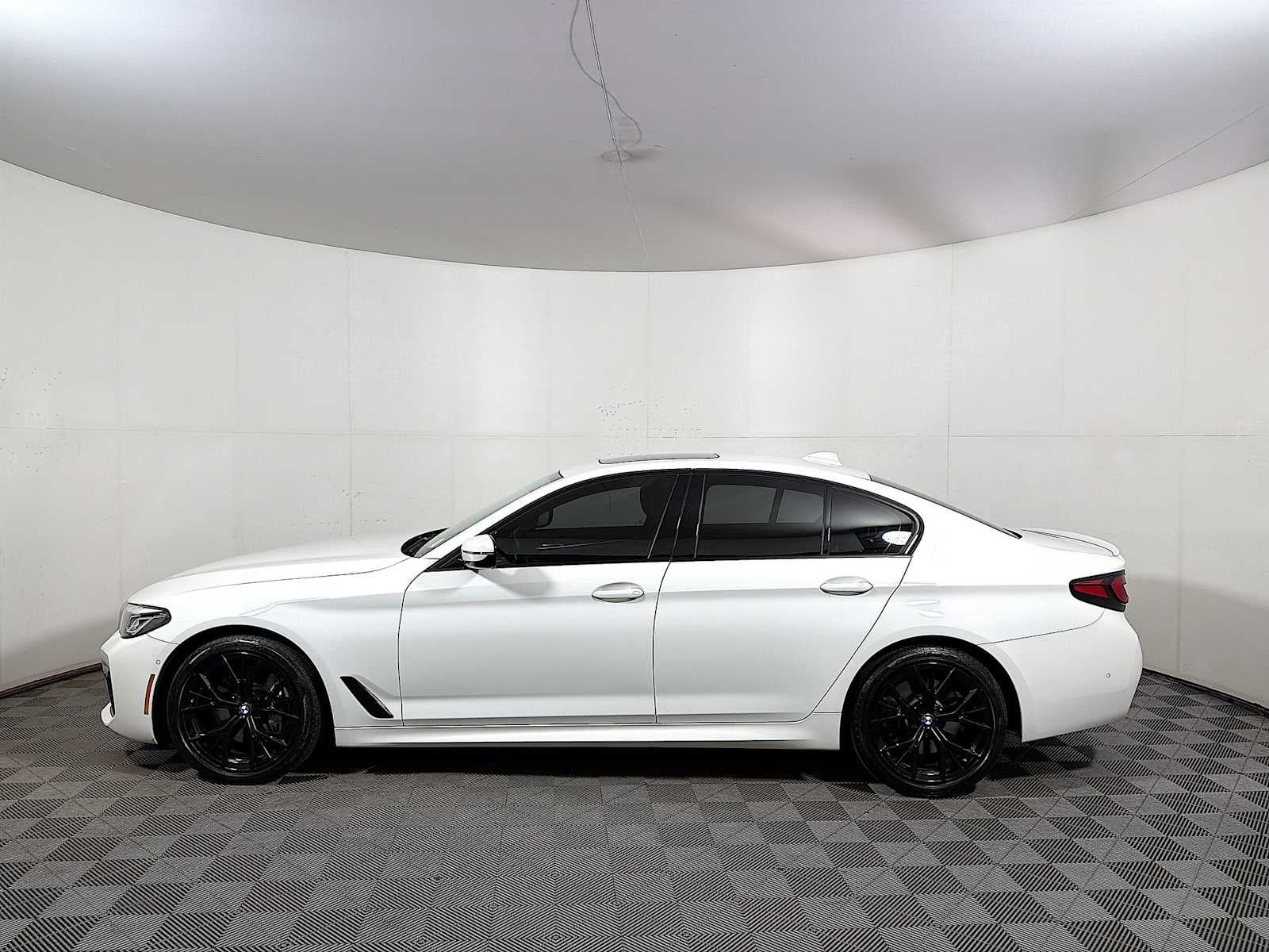 2023 BMW 5 Series 540i xDrive Sedan