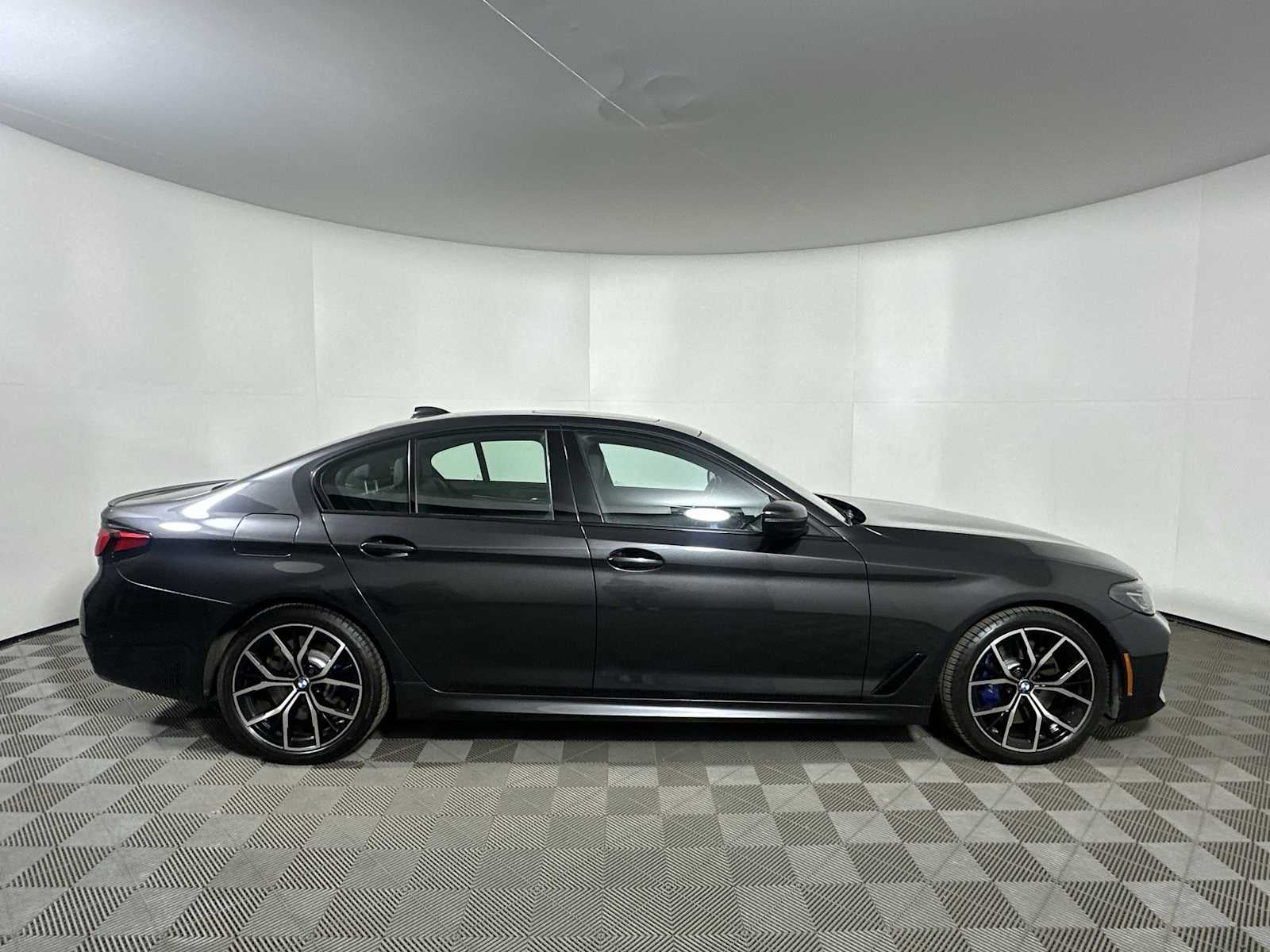 2023 BMW 5 Series 540i xDrive Sedan