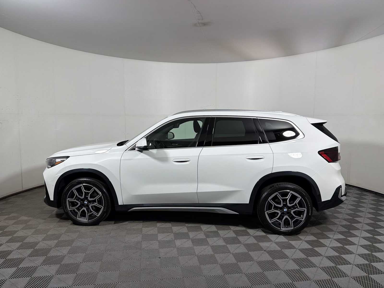 2025 BMW X1 xDrive28i Sports Activity Vehicle