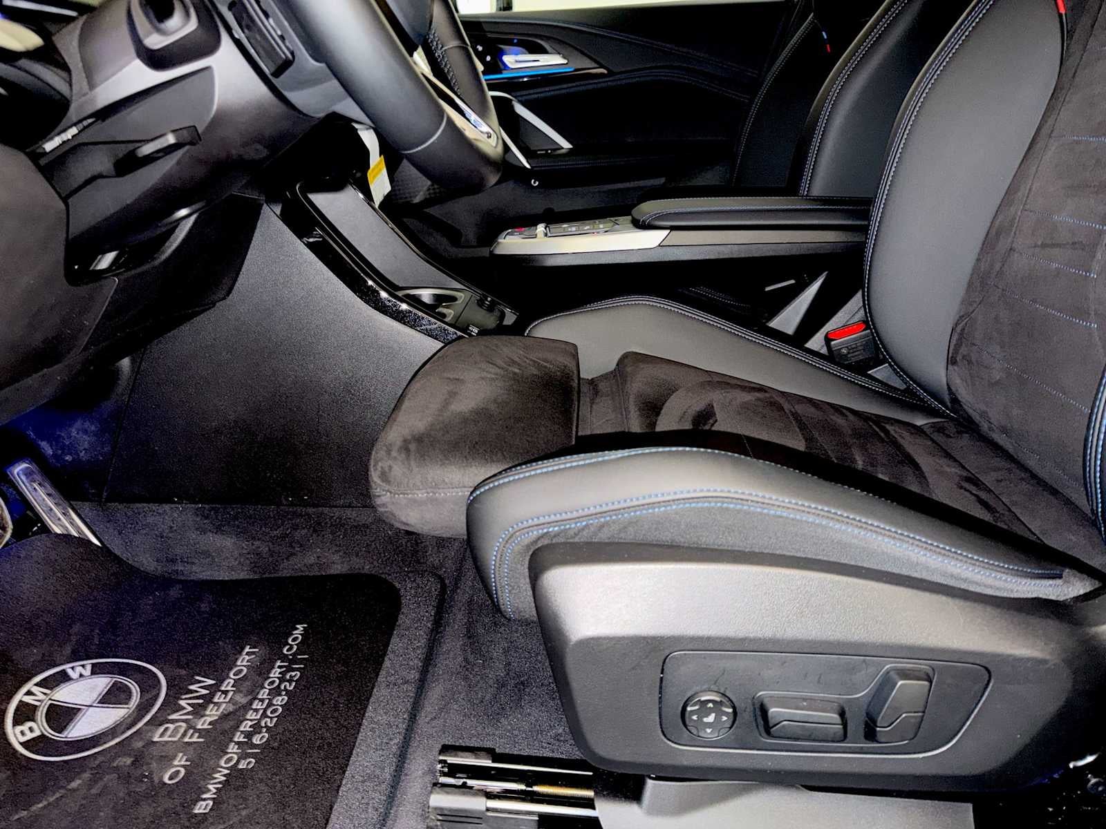 2025 BMW X1 xDrive28i Sports Activity Vehicle