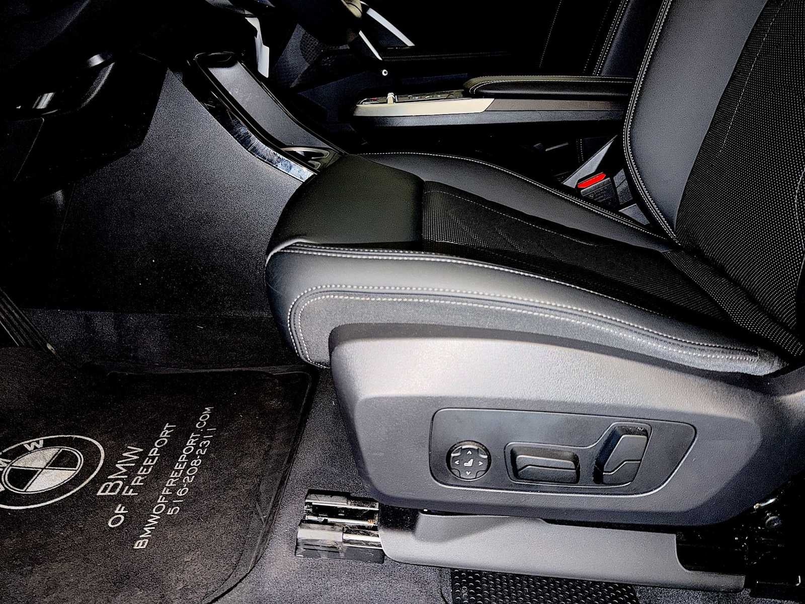 2025 BMW X1 xDrive28i Sports Activity Vehicle