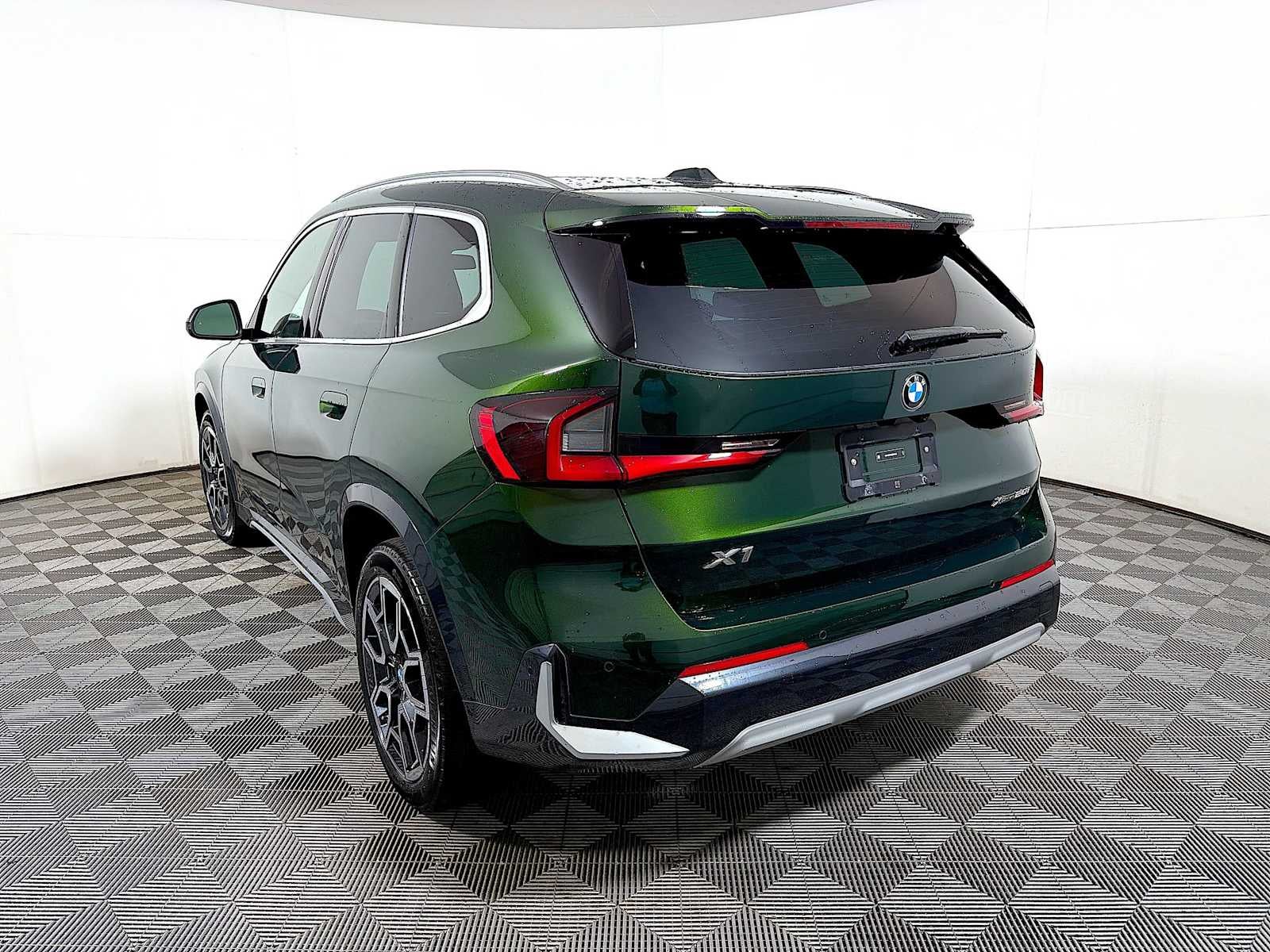 2025 BMW X1 xDrive28i Sports Activity Vehicle