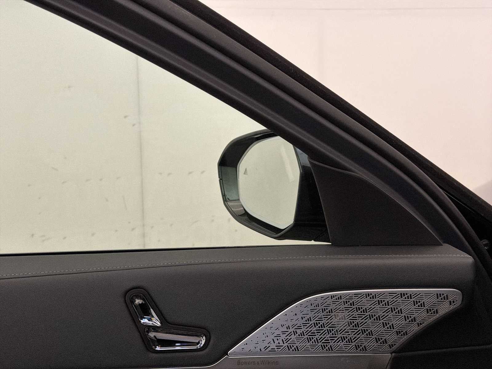 2023 BMW i7 xDrive60 Sedan