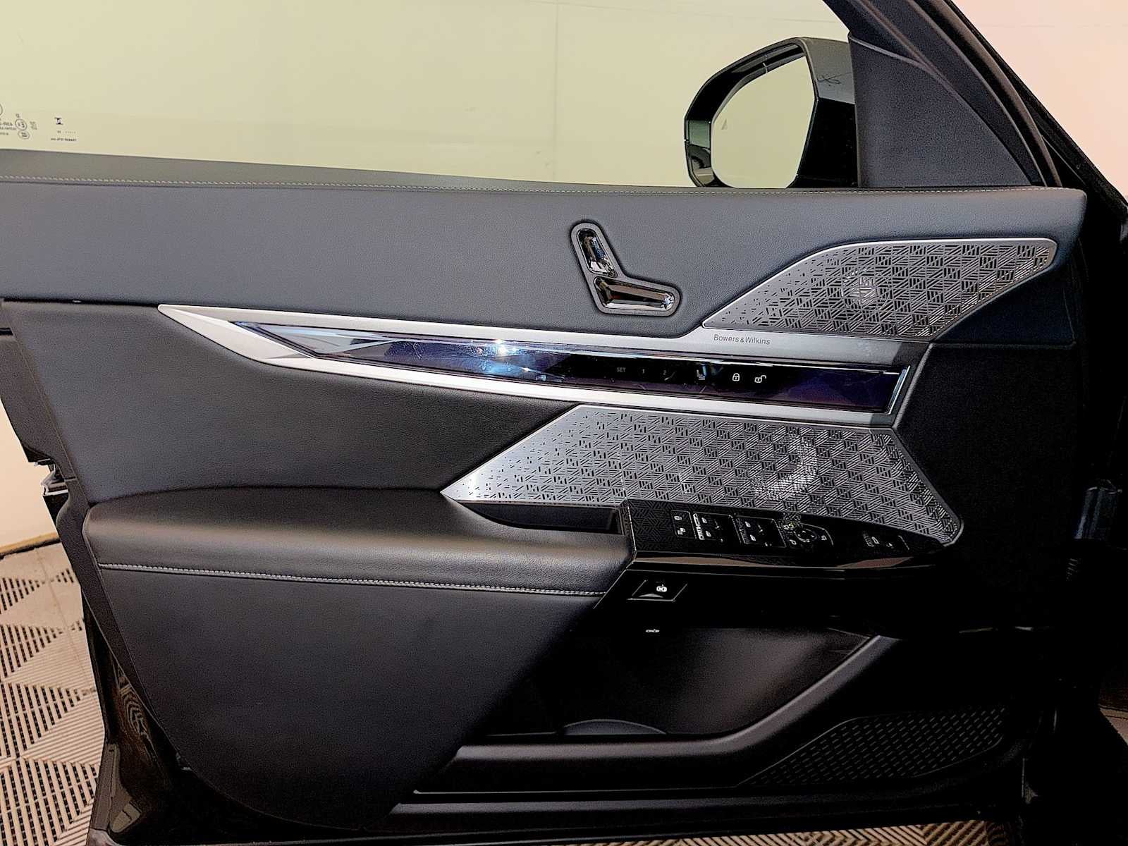 2023 BMW i7 xDrive60 Sedan