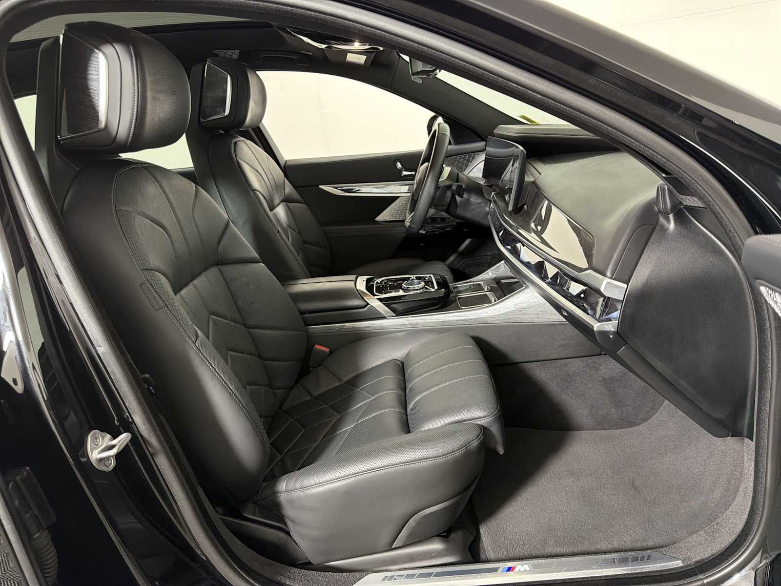 2023 BMW i7 xDrive60 Sedan