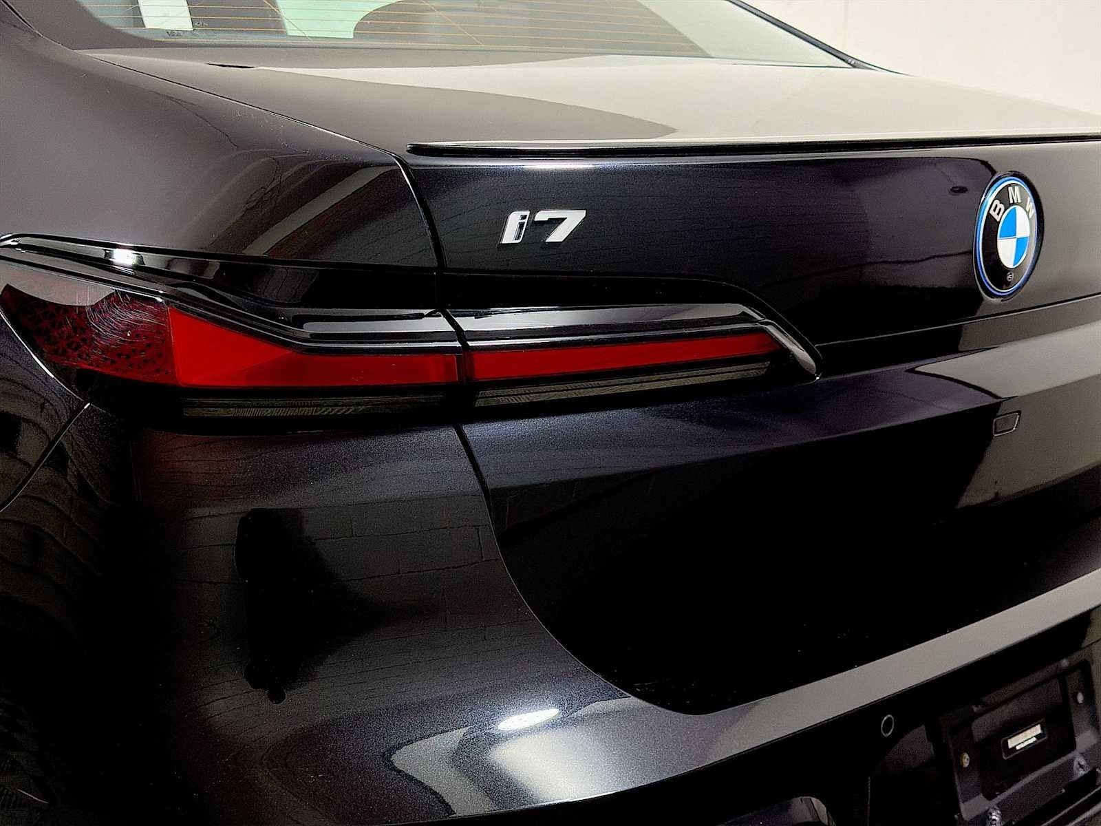 2023 BMW i7 xDrive60 Sedan