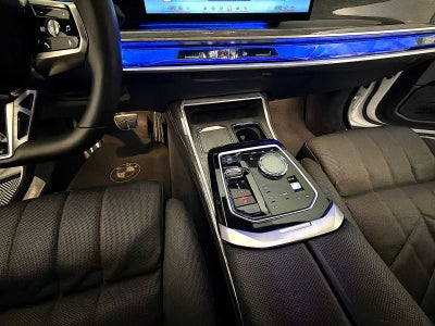 2023 BMW i7 xDrive60 Sedan