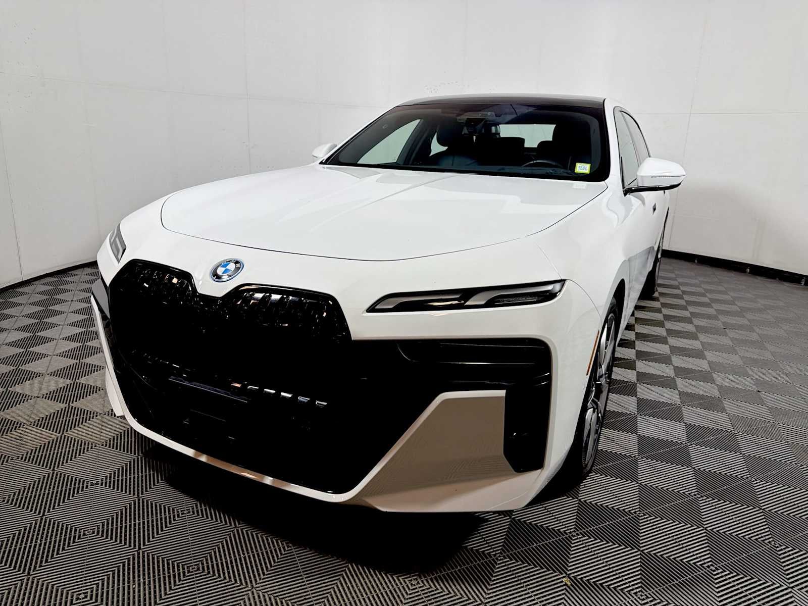 2023 BMW i7 xDrive60 Sedan