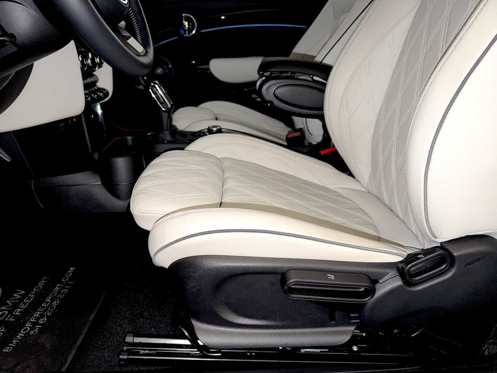 2024 MINI Hardtop 2 Door Cooper SE FWD