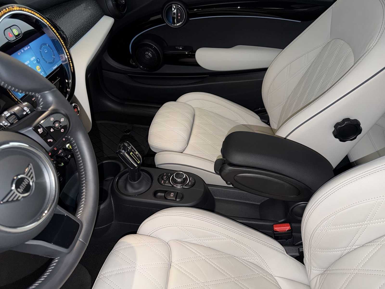 2024 MINI Hardtop 2 Door Cooper SE FWD