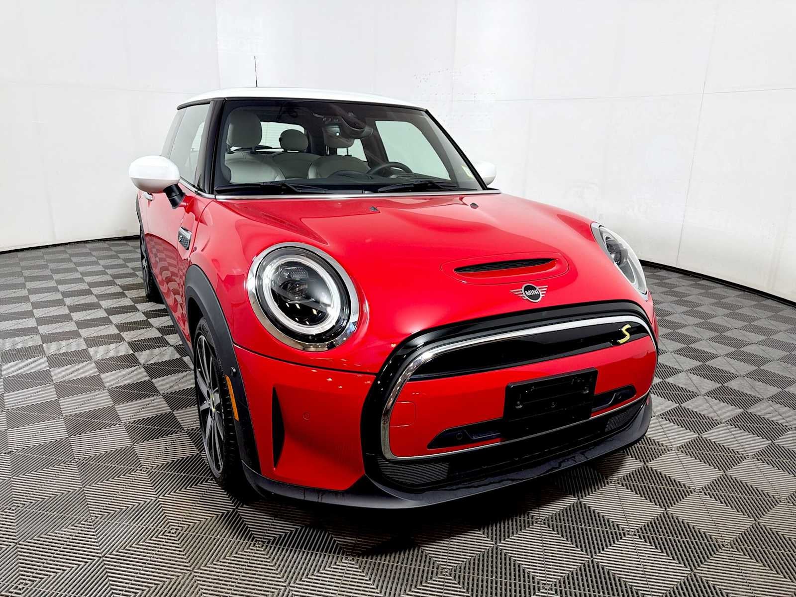 2024 MINI Hardtop 2 Door Cooper SE FWD