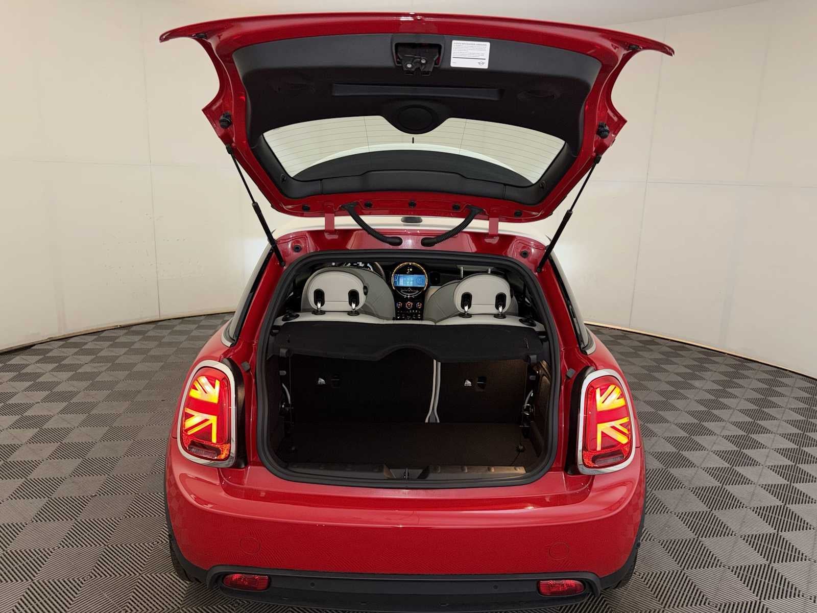 2024 MINI Hardtop 2 Door Cooper SE FWD