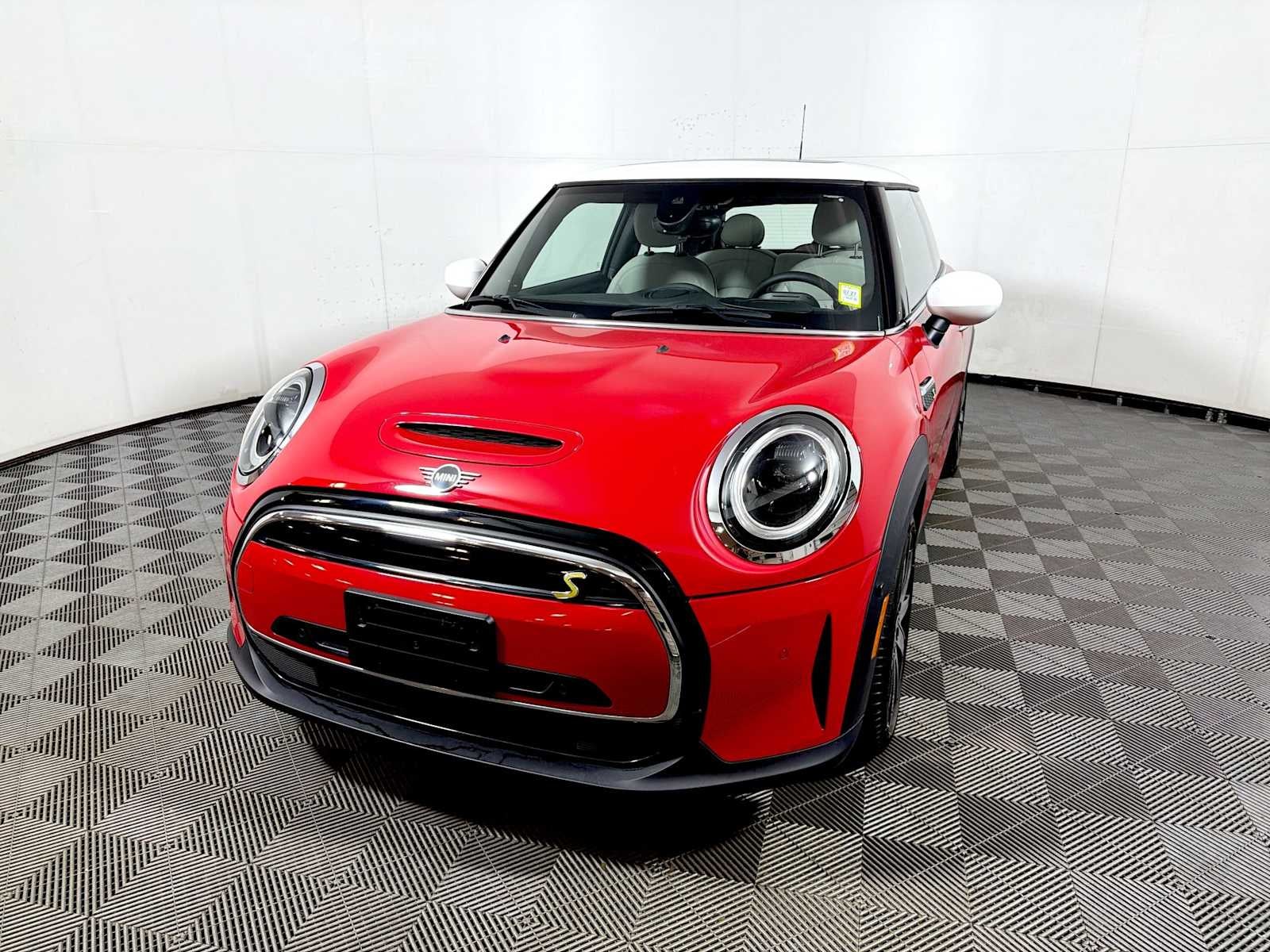 2024 MINI Hardtop 2 Door Cooper SE FWD