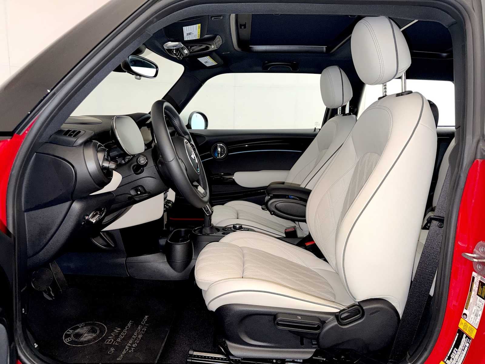 2024 MINI Hardtop 2 Door Cooper SE FWD