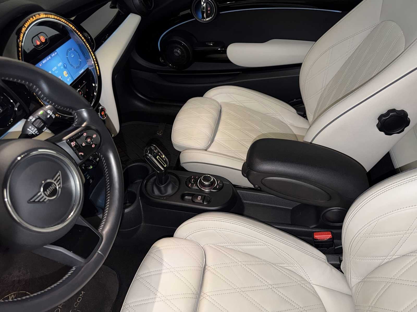 2024 MINI Hardtop 2 Door Cooper SE FWD