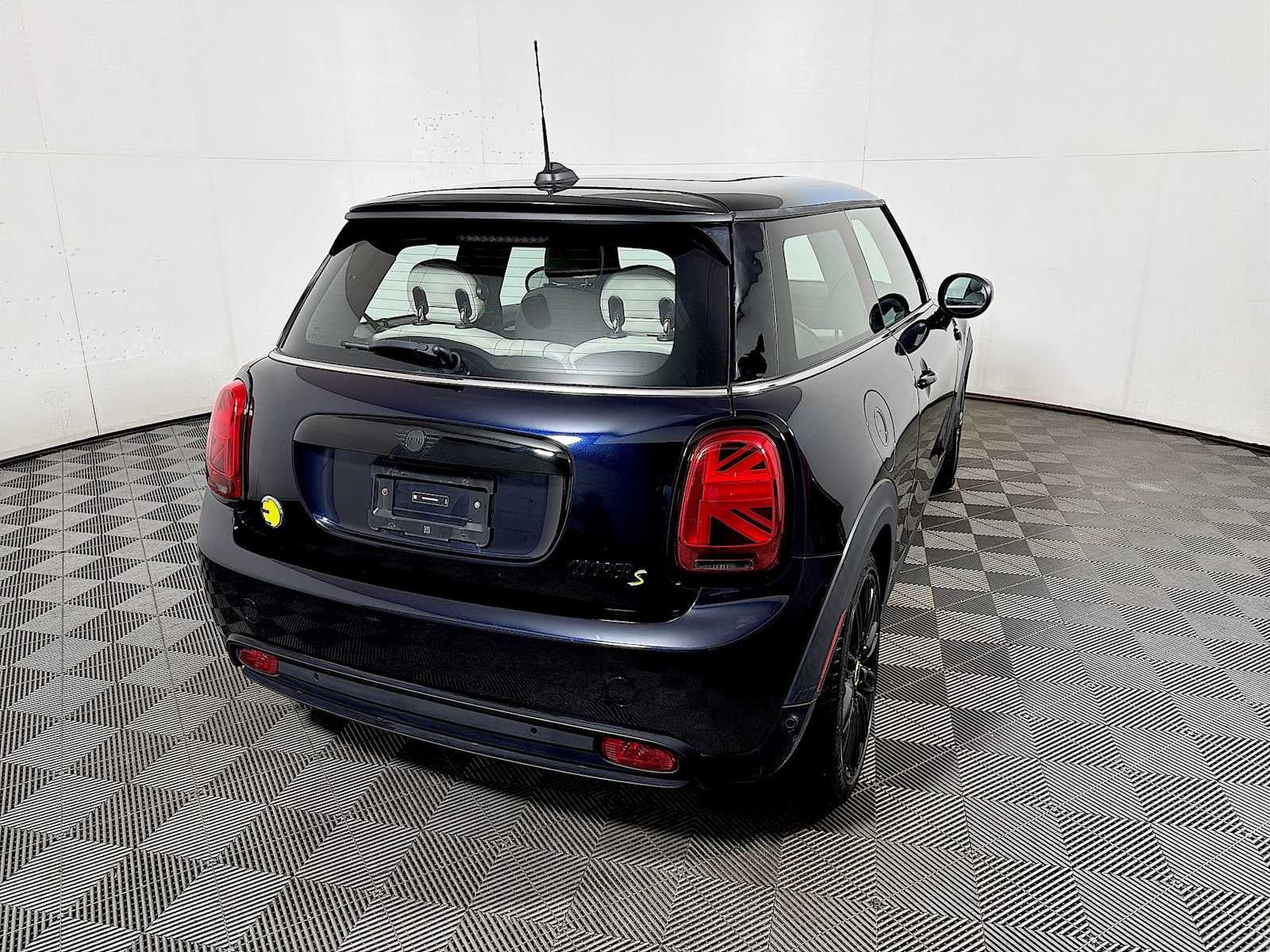 2024 MINI Hardtop 2 Door Cooper SE FWD