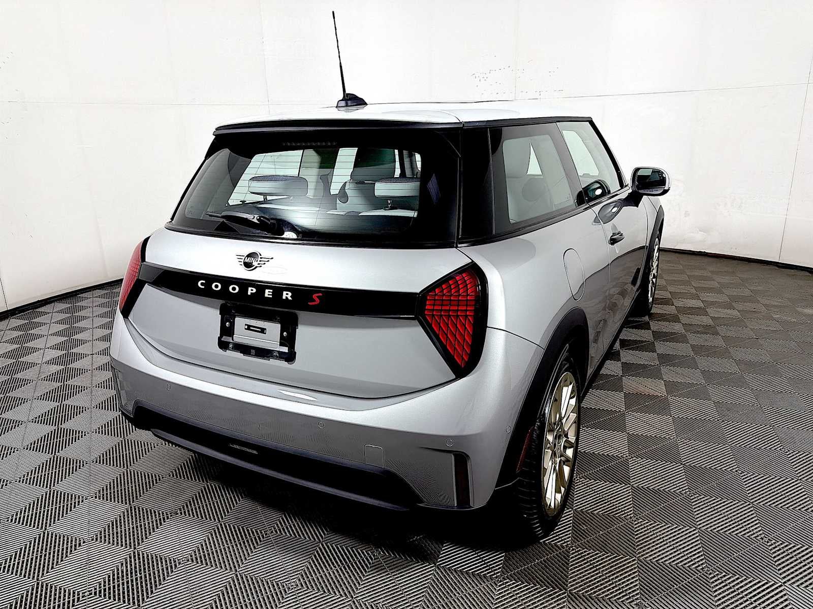 2025 MINI Hardtop 2 Door Cooper S FWD